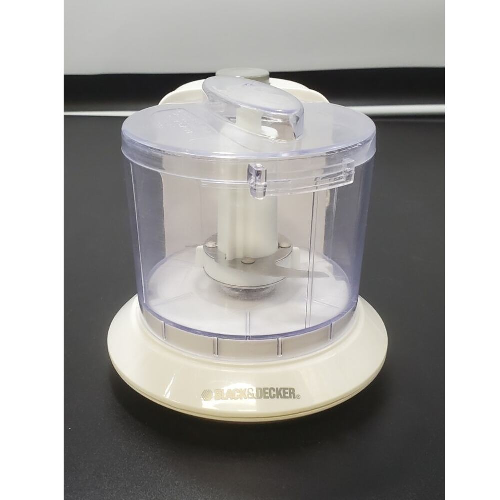 Black & Decker One-Touch Chopper HC21K Mini Food Processor 1.5 Cup **TESTED** - Picture 2 of 6
